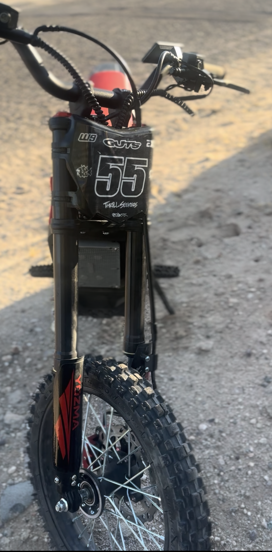 Motocutz Decal